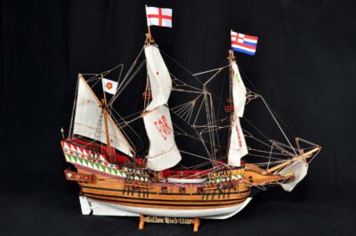 Голден Хайнд 1580