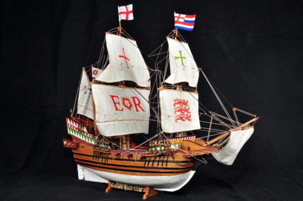 Пиратский корабль Френсиса Дрейка Golden Hind (Золотая Лань) 1:53 — изображение 4