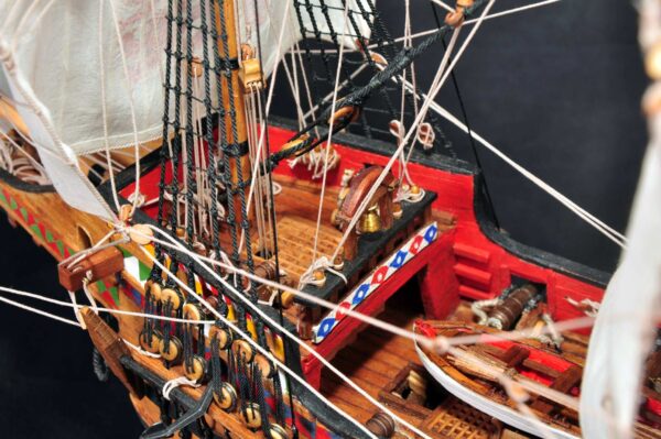 Пиратский корабль Френсиса Дрейка Golden Hind (Золотая Лань) 1:53 — изображение 7